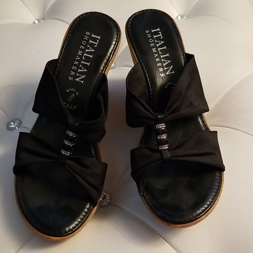 Italian Shoemaker size 9 black wedge sandals